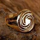 Golden spiral gold ring
