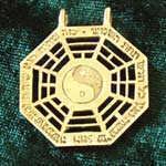 I Ching pendant Gold