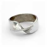 Mobius ring silver