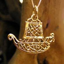 Journey Pendant Gold (Boat)