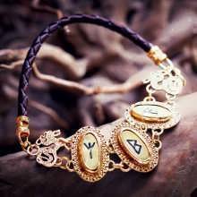 Runes Bracelet Gold