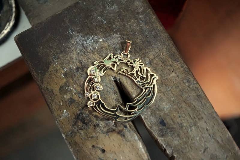 Ouroboros Pendant Gold With Diamonds Powerful Symbol of Renewal, Creativity and Endless Change