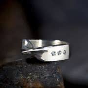 Anello mobius - argento con zirconi