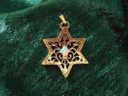 Star of David for protection gold with Opal