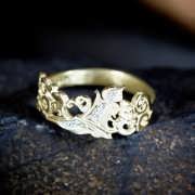 טבעת אלמנט האוויר זהב עם יהלומים