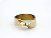 Mobius Ring Gold