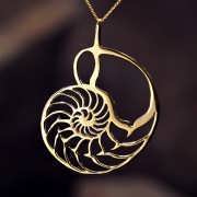 Nautilus Jewelry Pendant Gold