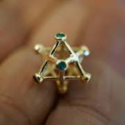 Merkaba incrusté petit or