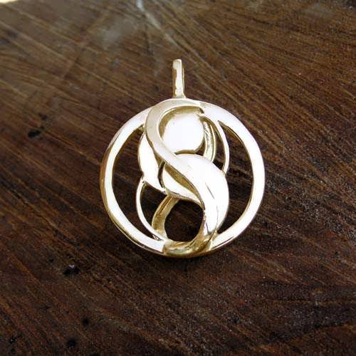 Entangled Pendant Gold