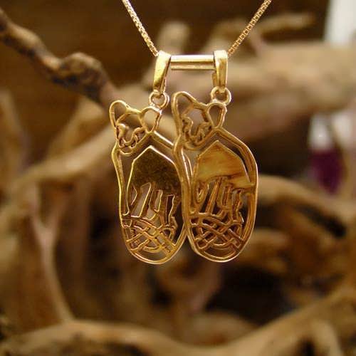 Lion Cubs for Mother’s Pendant Gold