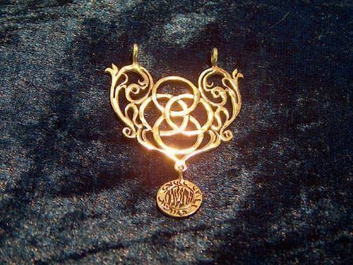 Mother Earth Pendant Gold