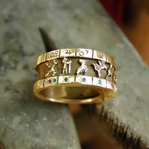 Anillo con Sello Talismán Cósmico Personalizado - Oro