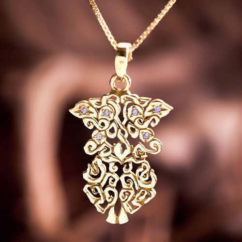 Earth Element Pendant Gold Small With Diamonds