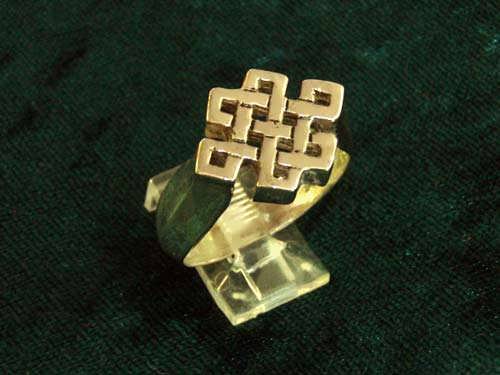 Tibetanischer Knoten Ring Gold