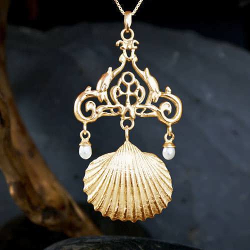 Venus Seashell Talisman Gold (*Limited Edition*)