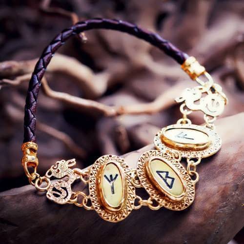 Pulsera de Oro de Runas