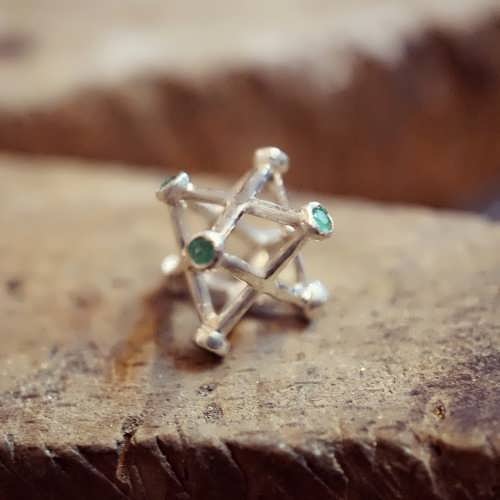 Merkaba incrusté petit argent